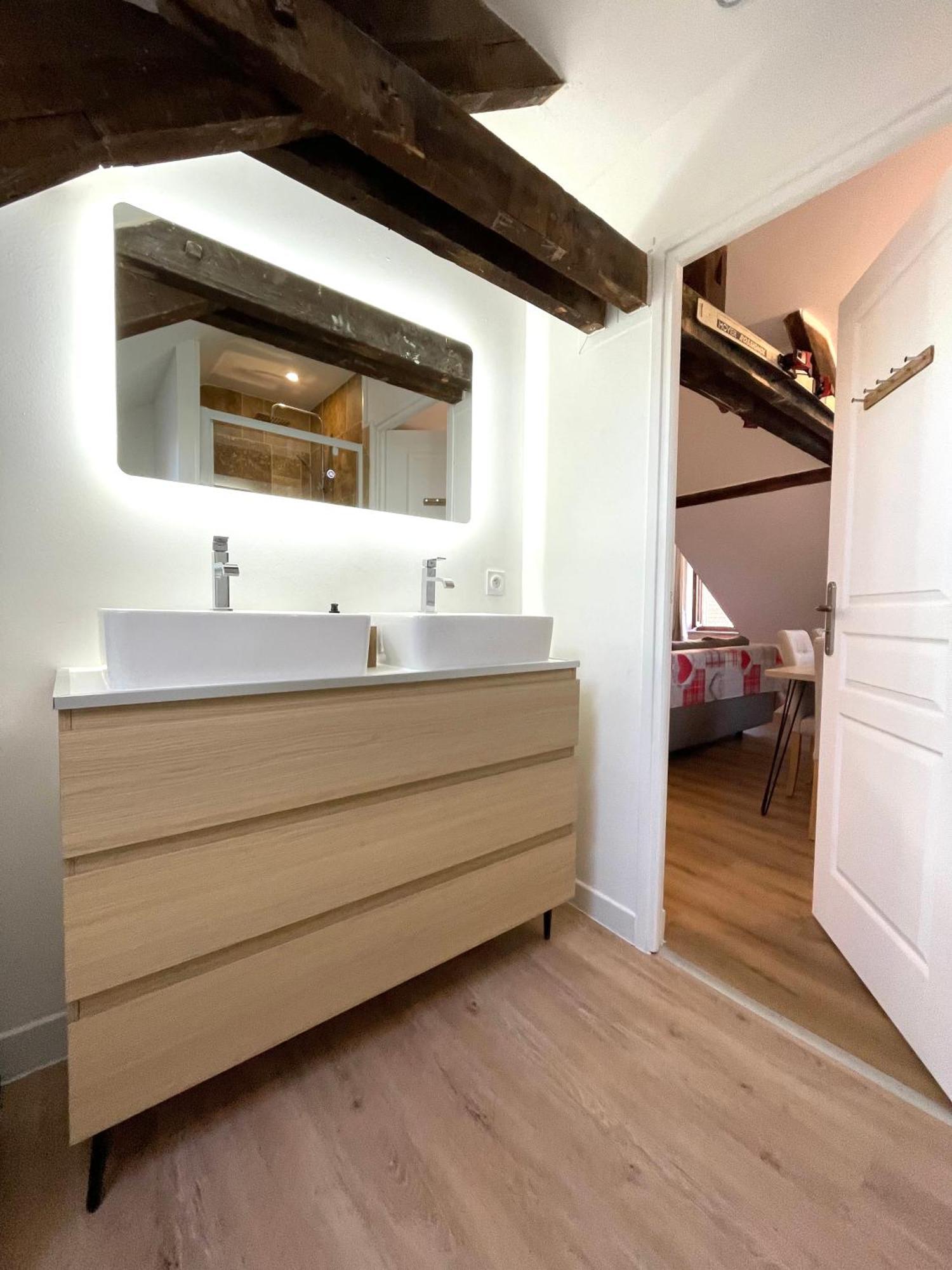 Le Chalet - Home Homy Montluçon Zewnętrze zdjęcie